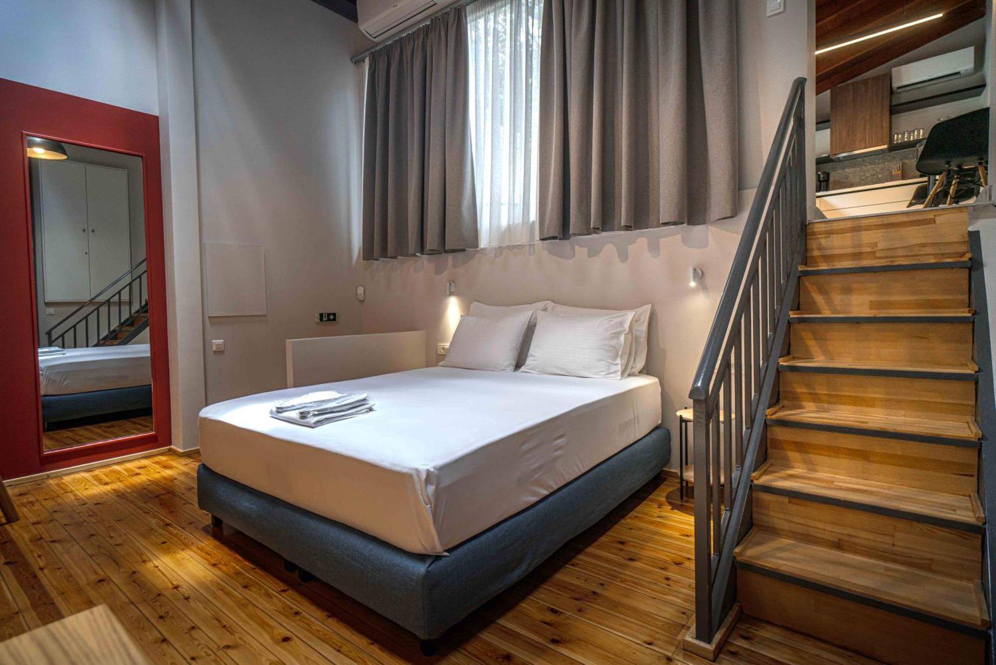 Belle Athenes - Luxury Rooms At Monastiraki Railway Station Exterior foto