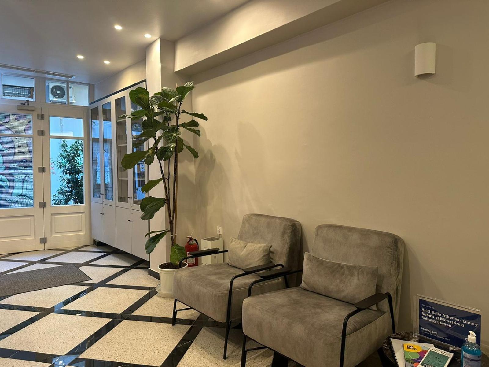 Belle Athenes - Luxury Rooms At Monastiraki Railway Station Exterior foto
