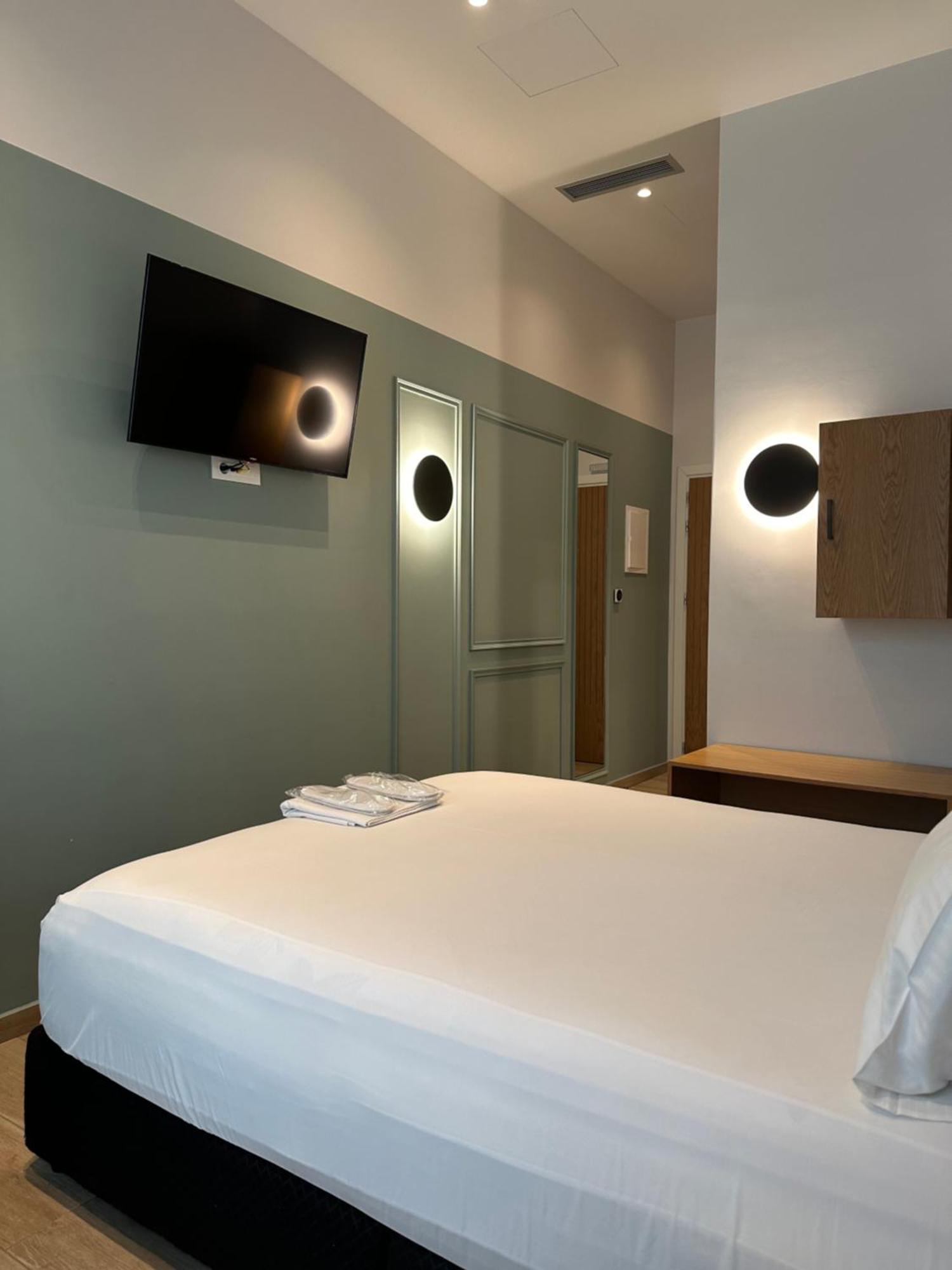 Belle Athenes - Luxury Rooms At Monastiraki Railway Station Exterior foto