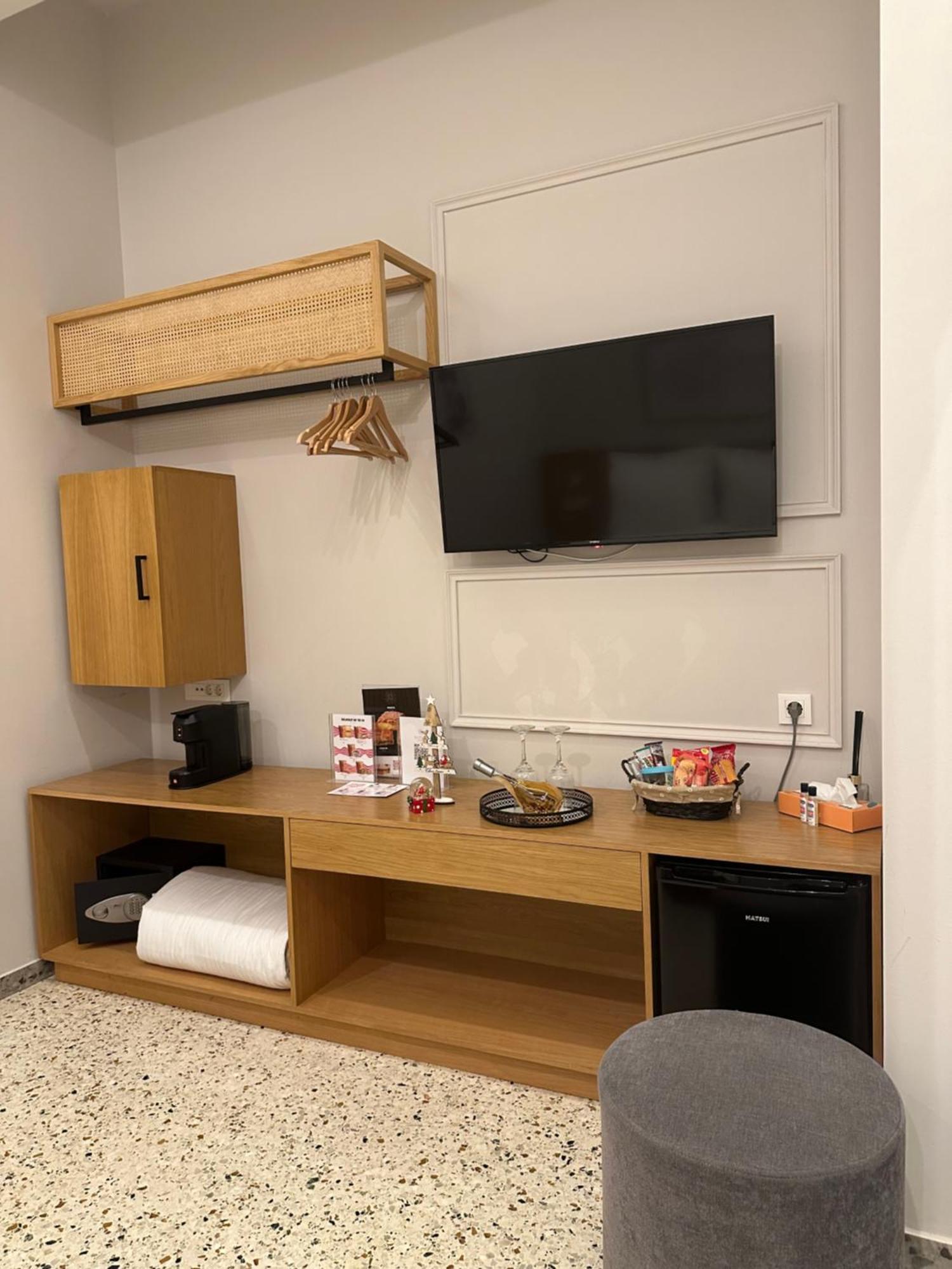 Belle Athenes - Luxury Rooms At Monastiraki Railway Station Exterior foto
