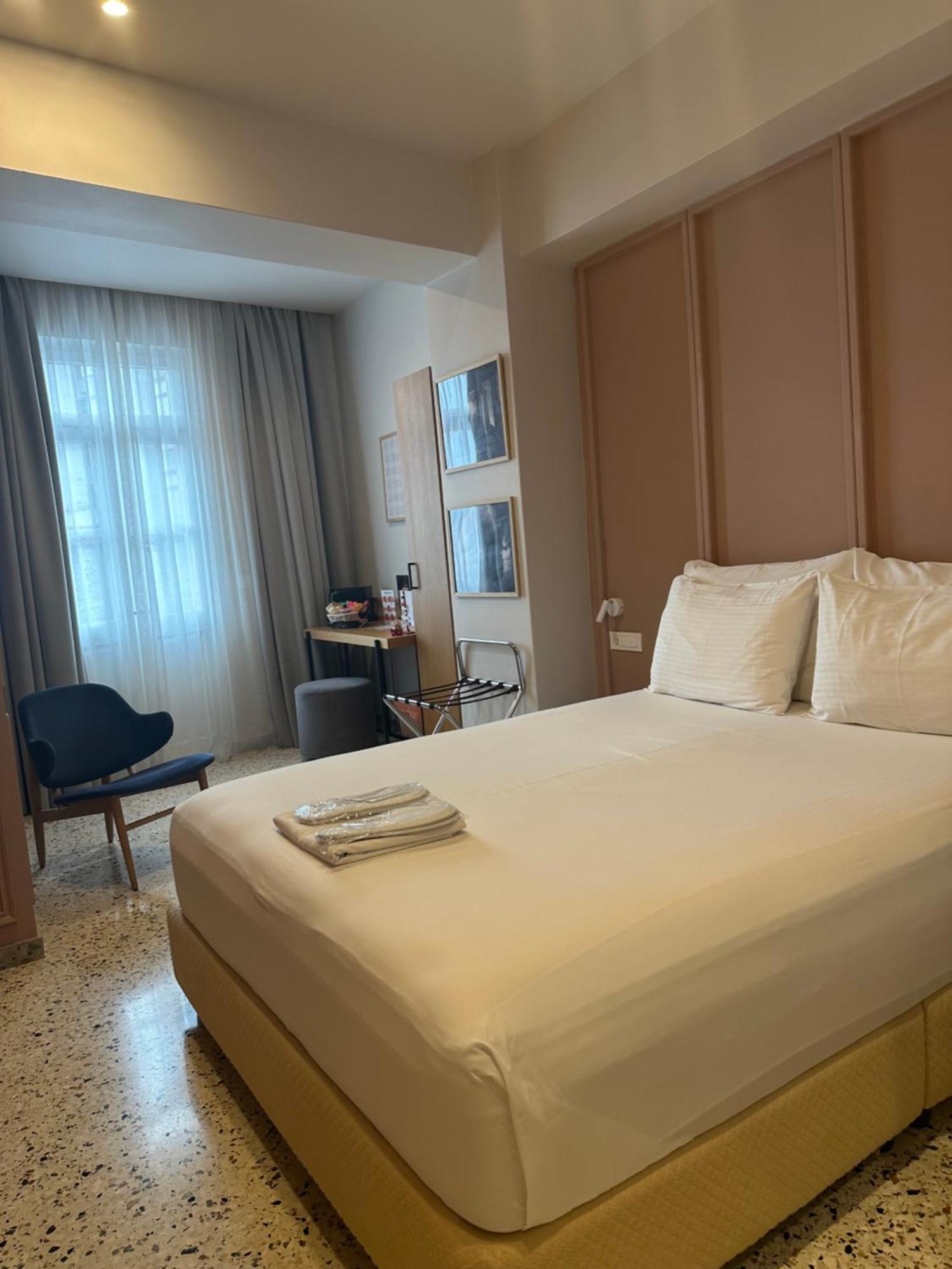 Belle Athenes - Luxury Rooms At Monastiraki Railway Station Exterior foto